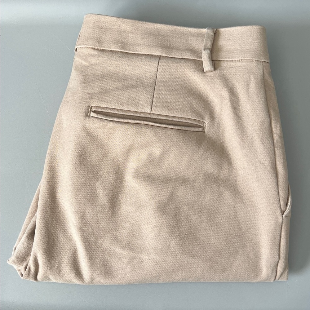 Ann Taylor Eva Cropped Twill Ankle Pant Tan Size 8 *Flaw